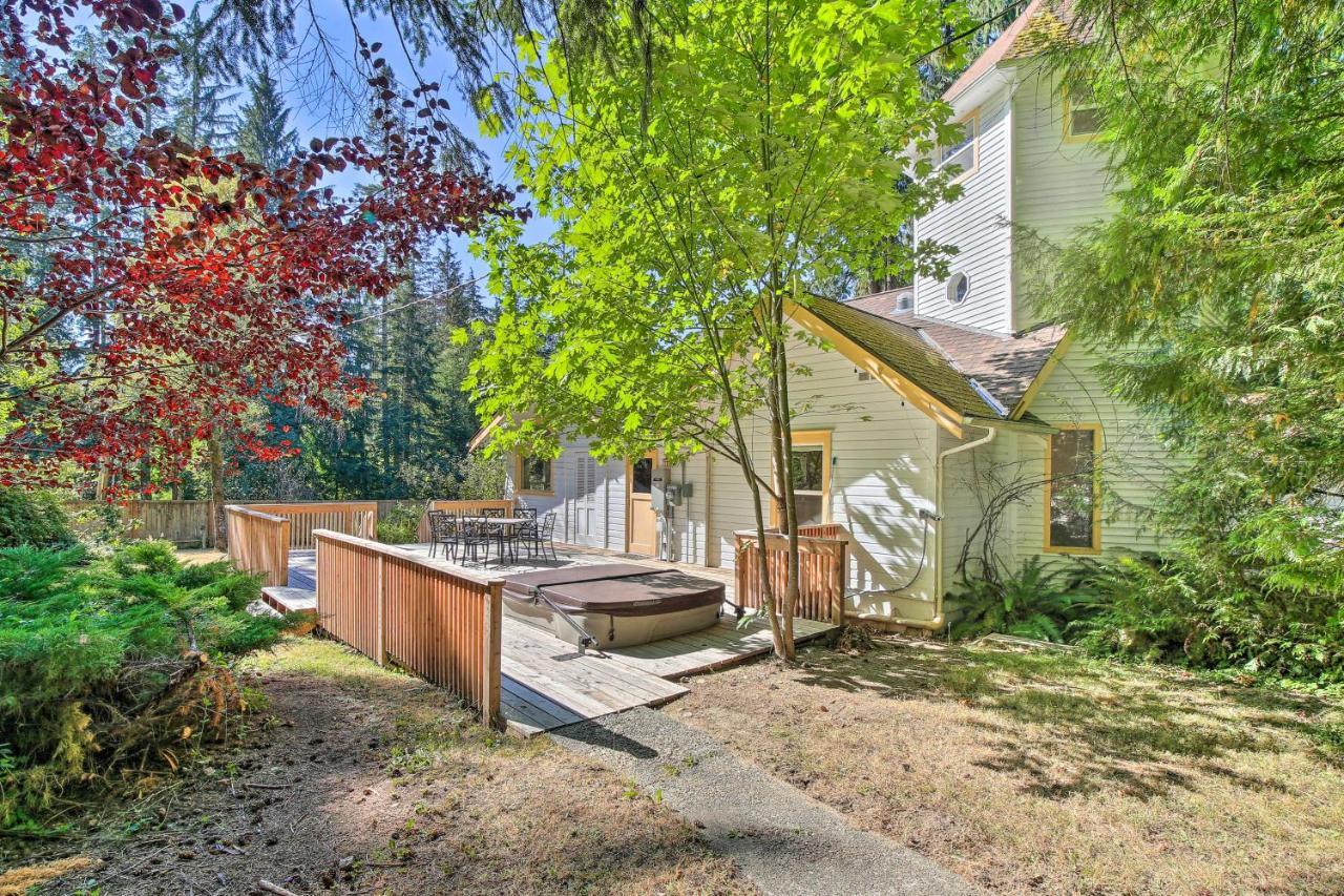 Cozy Black Bear Retreat By Mount Rainier! Ashford Luaran gambar